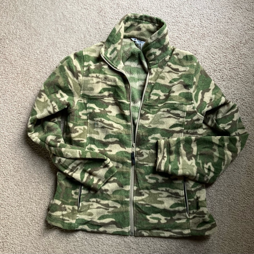 Columbia Green and Tan Fleece Jacket